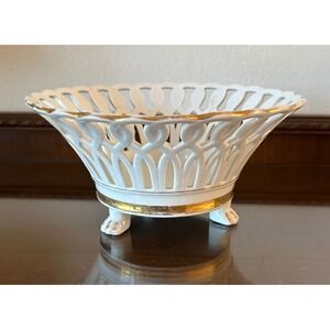 Vista Alegre Mottahedeh Centerpiece Claw Foot Reticulated Gilt Bowl Portugal 8.5